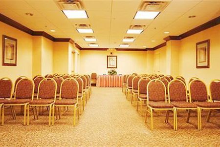 Holiday Inn Express Waterbury Facilities photo